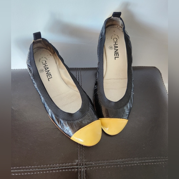 Chanel Flat Ballet Shoes - Picture 11 of 16